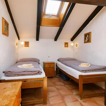 شقة Villaggio Sureggio - App- A6 By Interhome